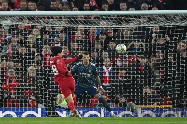 無“法馬”不進球，多打一人利物浦又雙叒叕不會踢了