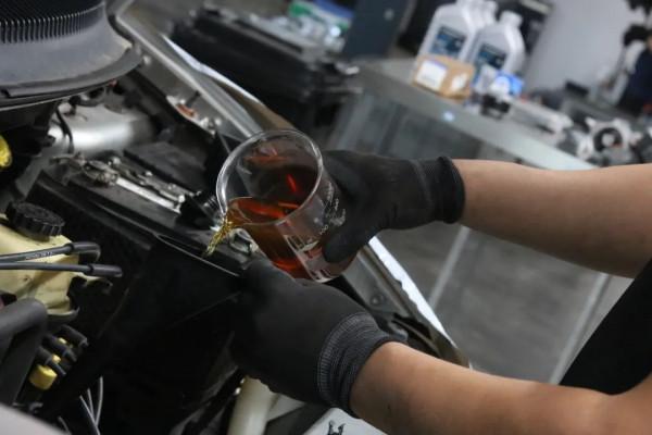 怪獸修車：翻新一輛“殘破不堪”08年大捷龍，最終滿血復活變新車