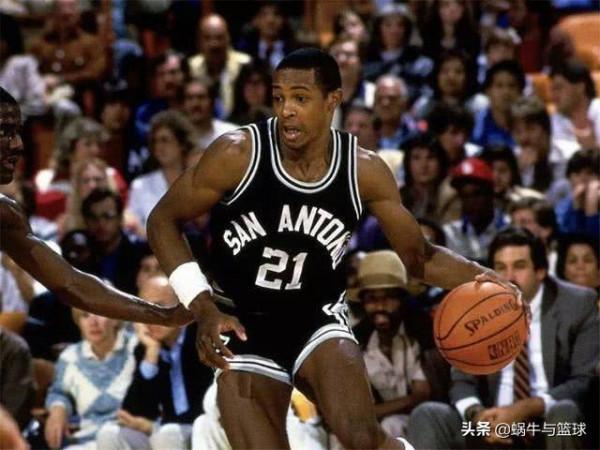 喬丹是場均得分王,那籃板、助攻、搶斷、蓋帽的第一人分別是誰? 喬丹是場均得分王,那籃板、助攻、搶斷、蓋帽的第一人分別是誰?