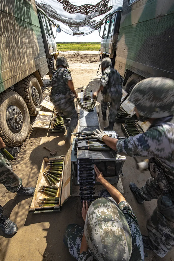 第71集團軍王傑部隊：歷經2021這些瞬間，一生榮光！