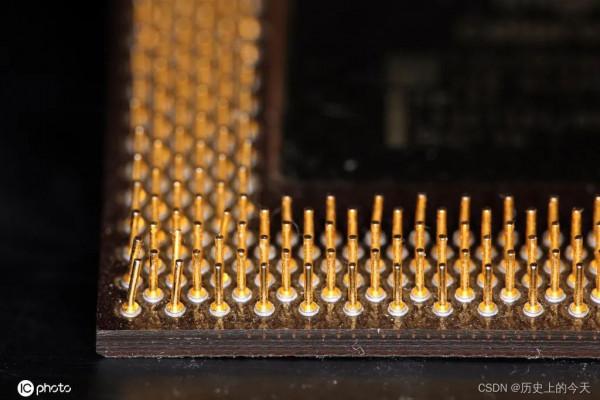 蘋果收購NeXT；蘇聯超級計算機先驅誕生；《絕地求生》釋出｜歷史上的今天