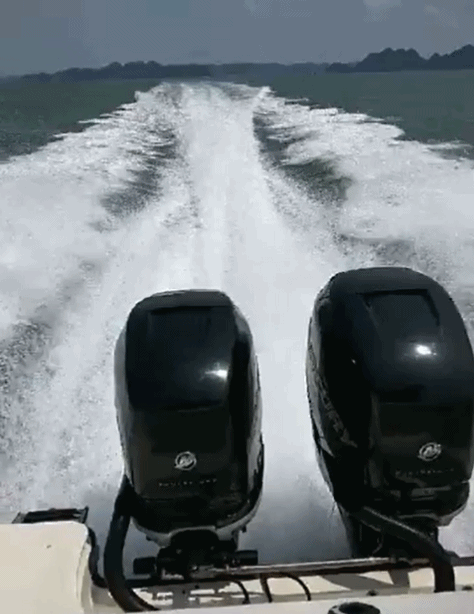 載有近4000輛保時捷蘭博基尼名車的貨輪在海上著火！心疼了