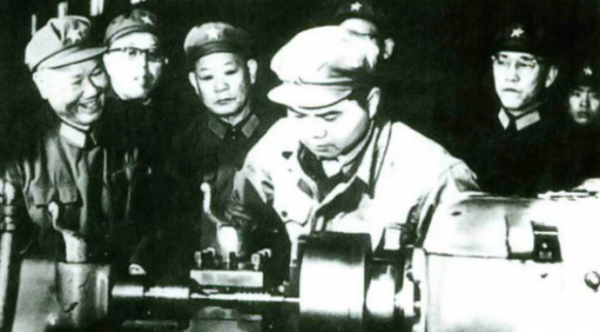 67年楊成武陪毛主席到上海，散步時，毛主席：陳再道現在在哪裡？