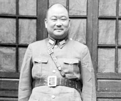 部隊被打散,副司令假扮國軍少校成功脫險,見到董必武放聲大哭 部隊被打散,副司令假扮國軍少校成功脫險,見到董必武放聲大哭