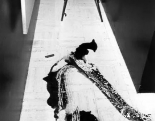 德國7歲女孩慘死,真兇卻判無罪,女孩母親連開8槍在法庭擊斃兇手 德國7歲女孩慘死,真兇卻判無罪,女孩母親連開8槍在法庭擊斃兇手