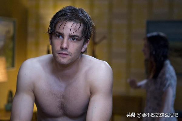 《一天》:女神愛上渣男,20年每年見一次,所有情感都是機緣巧合 《一天》:女神愛上渣男,20年每年見一次,所有情感都是機緣巧合