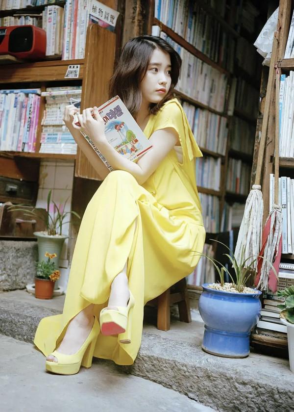 “初戀臉”國民妹妹（IU）