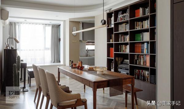 她56㎡的家，因堅持捨棄客廳老三樣而走紅，不要沙發、茶几太香了