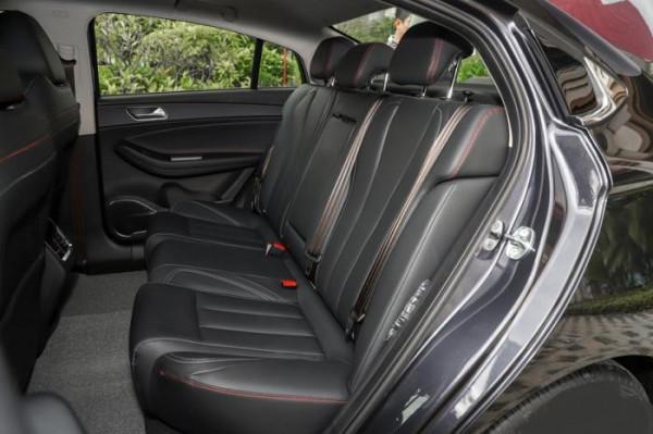 ​還在等第四代帝豪?艾瑞澤5PLUS動力強價效比高,居家出行兩皆宜 ​還在等第四代帝豪?艾瑞澤5PLUS動力強價效比高,居家出行兩皆宜