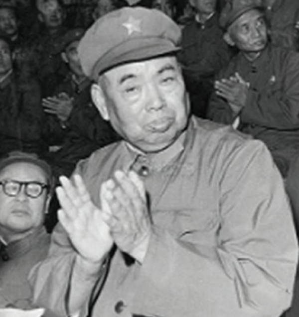 對越反擊戰後，許世友為何要開除女兒軍籍，還要槍斃二兒子？