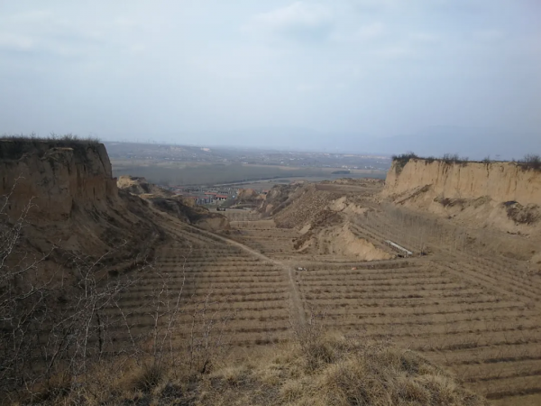 七萬露在荒野的白骨改寫了四個王國和華夏曆史，稷山玉璧古城