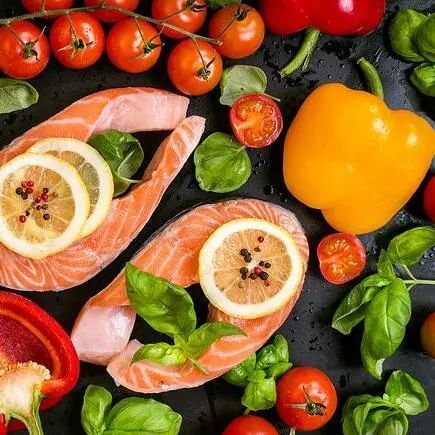 高血壓忌高鹽,但忌的不僅僅是鹽 高血壓忌高鹽,但忌的不僅僅是鹽