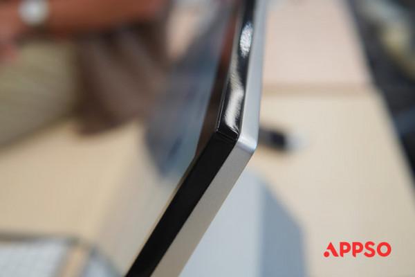 阿里出了款一體機：2GB 記憶體，卻能一邊刷抖音，一邊用 Pr 剪影片