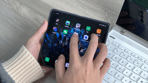 平行視窗解鎖微信新玩法！Find N實測，辦公娛樂比普通手機更高效