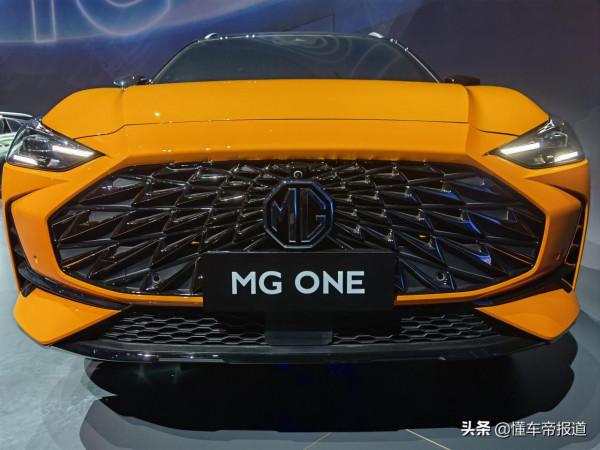 新車|聯屏式設計更具科技感 名爵MG ONE內飾解析 新車|聯屏式設計更具科技感 名爵MG ONE內飾解析