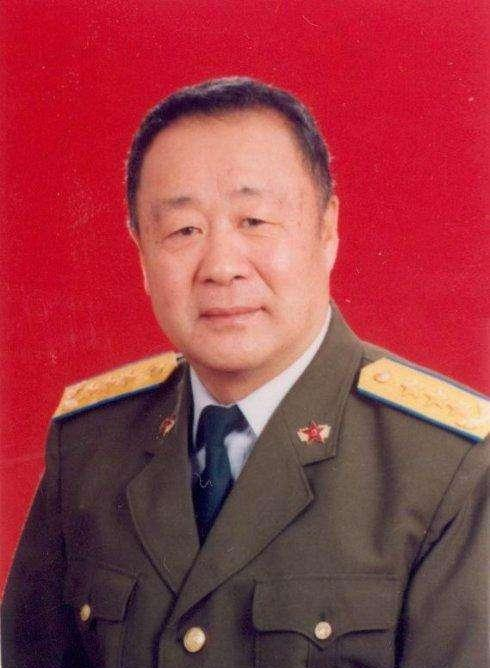 他63歲任空軍司令員,22歲參加抗美援朝,65歲晉升上將,如今90歲 他63歲任空軍司令員,22歲參加抗美援朝,65歲晉升上將,如今90歲