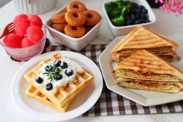 一個早餐機就能搞定全家的早餐，營養豐富顏值高，早餐不發愁