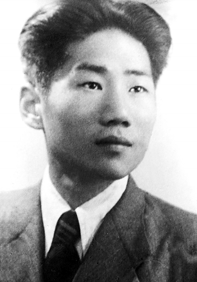 毛新宇將毛岸青安葬在楊開慧墓旁:從今天起,您與奶奶永遠在一起 毛新宇將毛岸青安葬在楊開慧墓旁:從今天起,您與奶奶永遠在一起