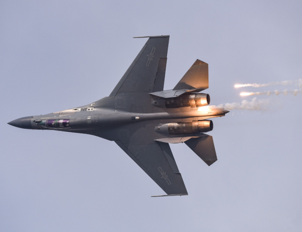 中國1200架三代機是否夠用?殲-11無需多建,追加殲-16是最優解 中國1200架三代機是否夠用?殲-11無需多建,追加殲-16是最優解