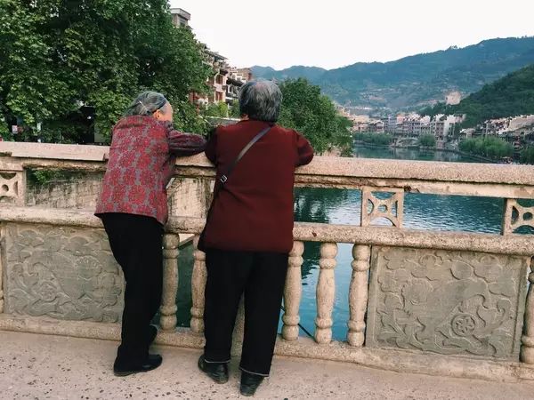 又一個旅遊小鎮，想在這度過