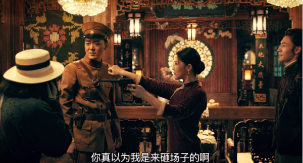 盜墓還要帶倆花瓶，這部票房465萬的鬼吹燈續作，好迷