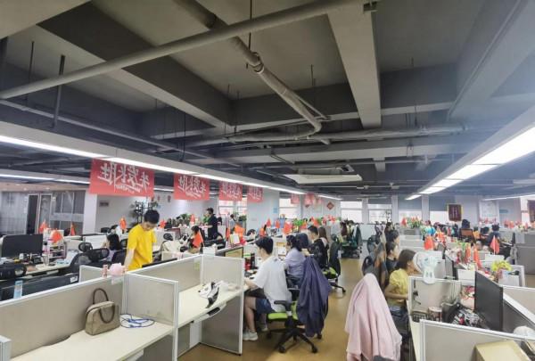 途牛:15歲在路上,做旅遊是件很酷的事 途牛:15歲在路上,做旅遊是件很酷的事