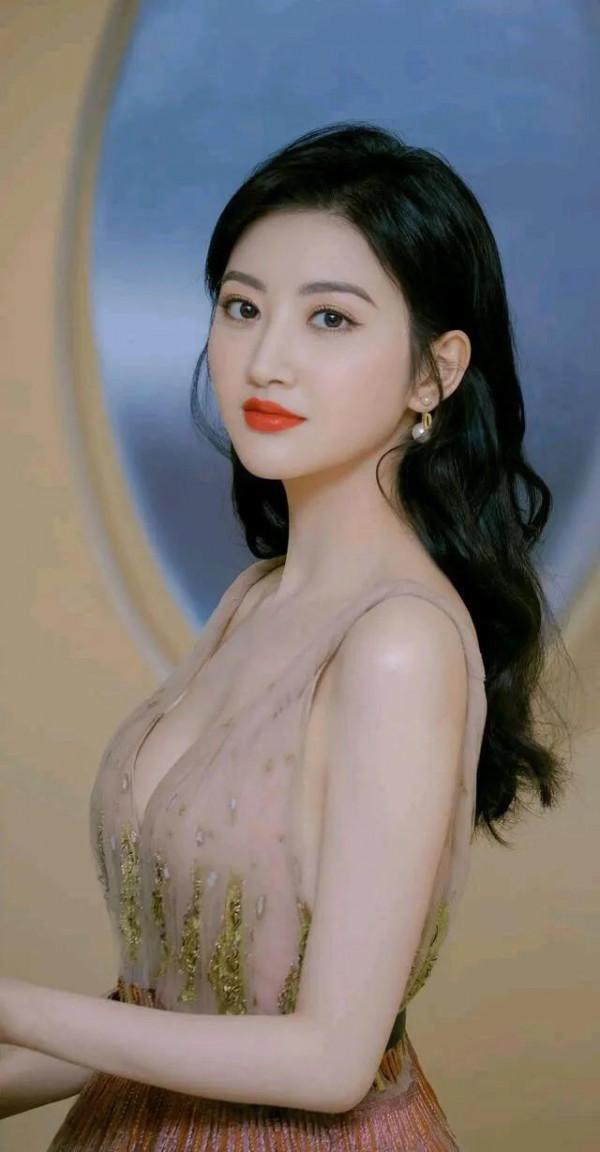 那些長得漂亮演技又好的女明星，可為什麼就是紅不起來？