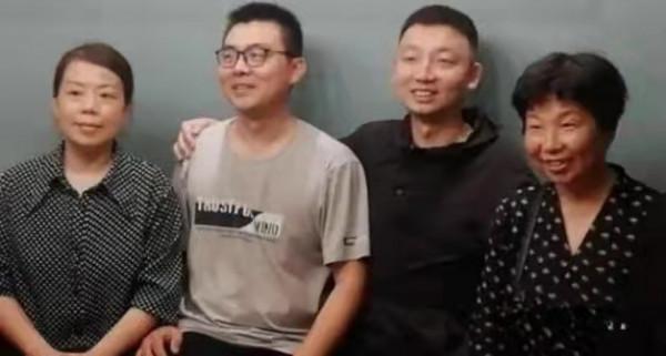 杜新枝改走煽情路線，帶女兒和老父親先後出鏡，網友評論兩極化