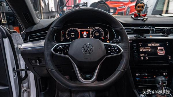 大眾CC改裝變道輔助+ACC+觸控方向盤,顏值和實用性都有了 大眾CC改裝變道輔助+ACC+觸控方向盤,顏值和實用性都有了