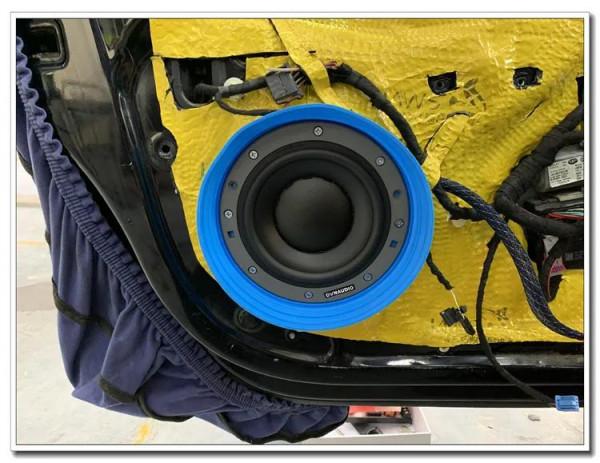 丹拿372三分頻倒膜安裝,大眾速騰汽車音響改裝升級 丹拿372三分頻倒膜安裝,大眾速騰汽車音響改裝升級