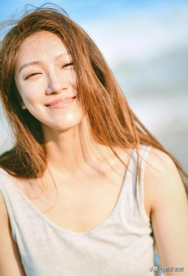 文藝範的菅紉姿,胡歌女神羅伊人 文藝範的菅紉姿,胡歌女神羅伊人