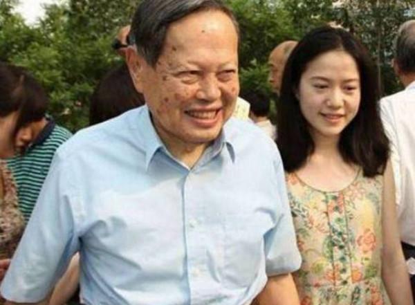 楊振寧大兒子：翁帆是個善良的女孩