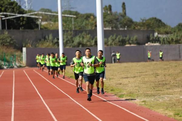 “兵王”選晉,開考 “兵王”選晉,開考