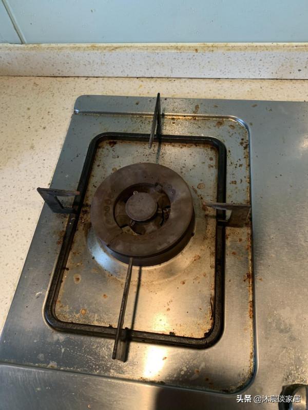 曬曬妻子最近“挖到的寶”，讓入住幾年的房子，看著非常乾淨整潔