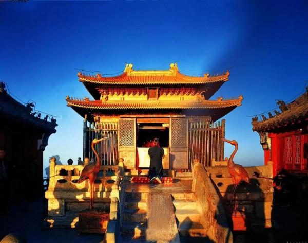 武當金頂“三大奇觀和三寶”很神奇第三奇觀已難再見 武當金頂“三大奇觀和三寶”很神奇第三奇觀已難再見