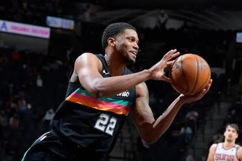 贏了血賺，輸了不虧！米爾斯領銜，豪門球隊以小博大的五個交易