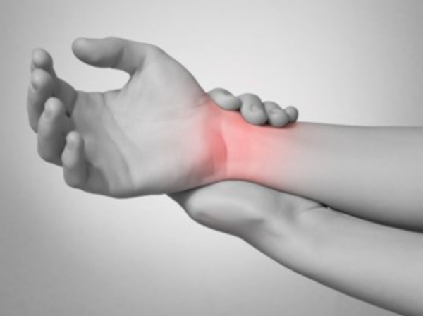 常&OpenCurlyDoubleQuote;手麻&rdquo;的人注意了，可能與4種問題有關，儘量不要忽視