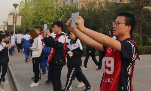 河南某中學效仿衡水模式，還沒成功就被舉報，家長的心態確實變了