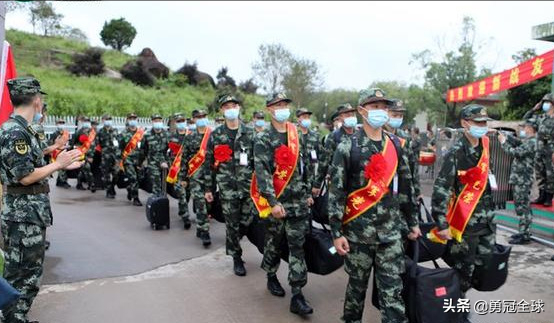 新兵入營後，生活訓練如何？能適應嗎？看完就放心了