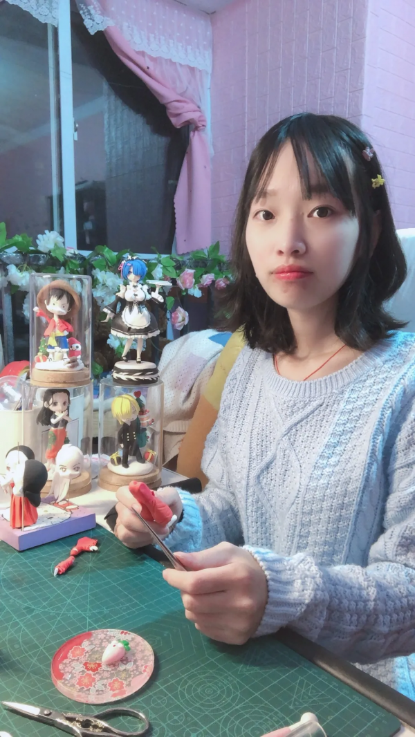 全身癱瘓的90後，玩粘土火上熱搜：我不是廢人，也絕不認輸