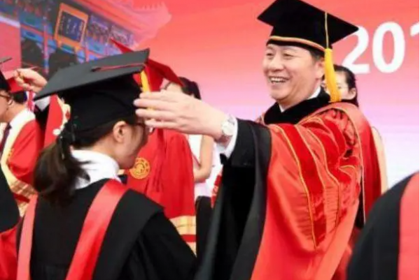 研究生導師直言：我寧願要成績差點的應屆生，也不願要&OpenCurlyDoubleQuote;二戰生&rdquo;