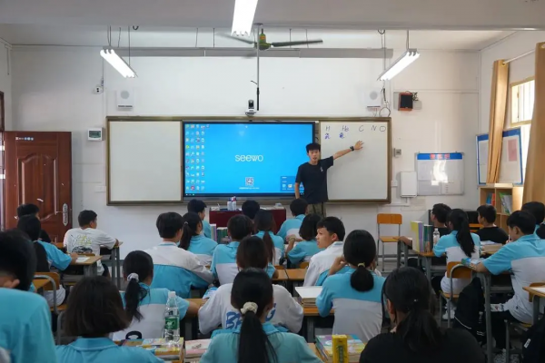 相伴成長！都安研究生支教團初體驗！