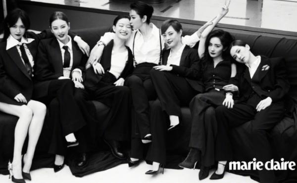 盤點那些雙女主雜誌封面,歐陽娜娜張子楓殺瘋了,姐姐們的更絕 盤點那些雙女主雜誌封面,歐陽娜娜張子楓殺瘋了,姐姐們的更絕