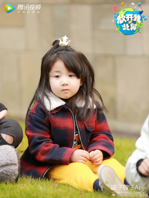 還記得《放開我北鼻》裡的小蔥花嗎？她現在長這樣