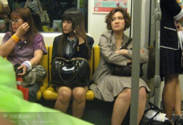 暹羅國,絢藍中的濃綠 暹羅國,絢藍中的濃綠