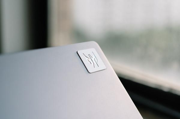 宏碁掠奪者刀鋒500 SE頂配評測：戰鬥力爆表，定義硬核金屬全能本