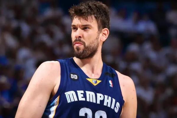 美媒列出30支球隊擁有過的年度最佳防守球員，12支球隊從未擁有過