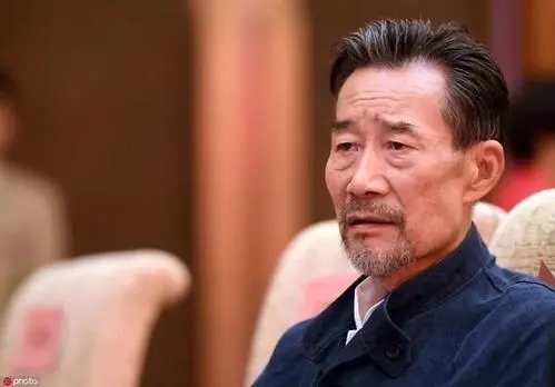 真不想他們老去，這9位大咖都老了，最大的71歲，最小的也59歲了