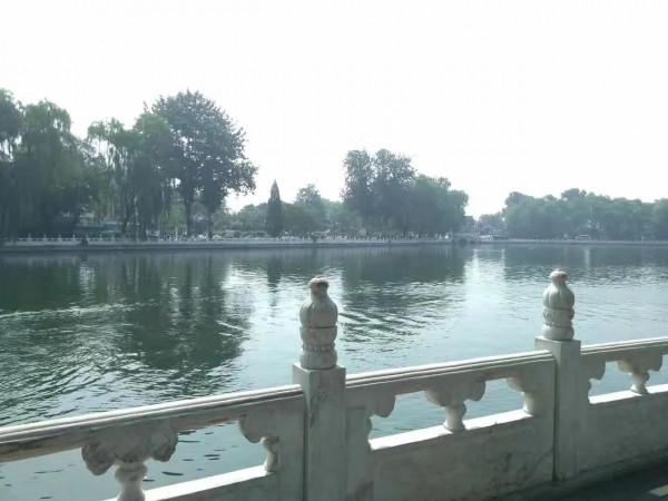 17北京遊之大成殿內仰聖，科技館裡尋真