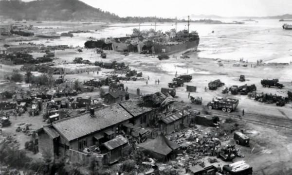 抗美援朝，若是當年彭老總也不掛帥的話，哪位將軍能擔此重任